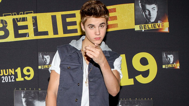 PHOTO: Singer Justin Bieber attends a press conference and photocall at W Hotel - Mexico City, June 11, 2012 in Mexico City, Mexico.