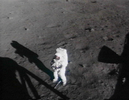 Apollo 11: The Unseen Pictures 