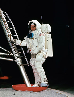 Apollo 11: The Unseen Pictures 