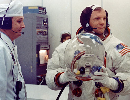 Apollo 11: The Unseen Pictures 