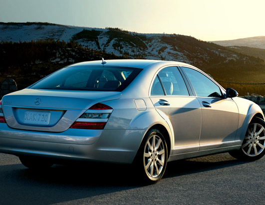  Lexus hopes to compete with highend cars such as this Mercedes S550