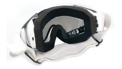 PHOTO: Recon Instruments' MOD Live ski goggles have a tiny display built into it so you can see your speed, the temperature, etc.