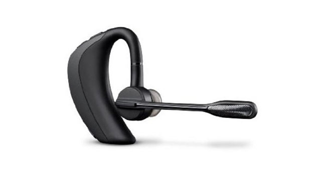 PHOTO: The Plantronics Voyager PRO HD with Smart Sensor technology redefines hands-free convenience.