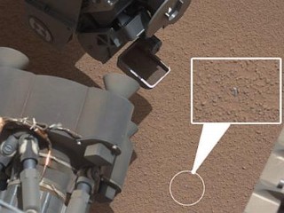 Photos: Shiny Object Found on Mars