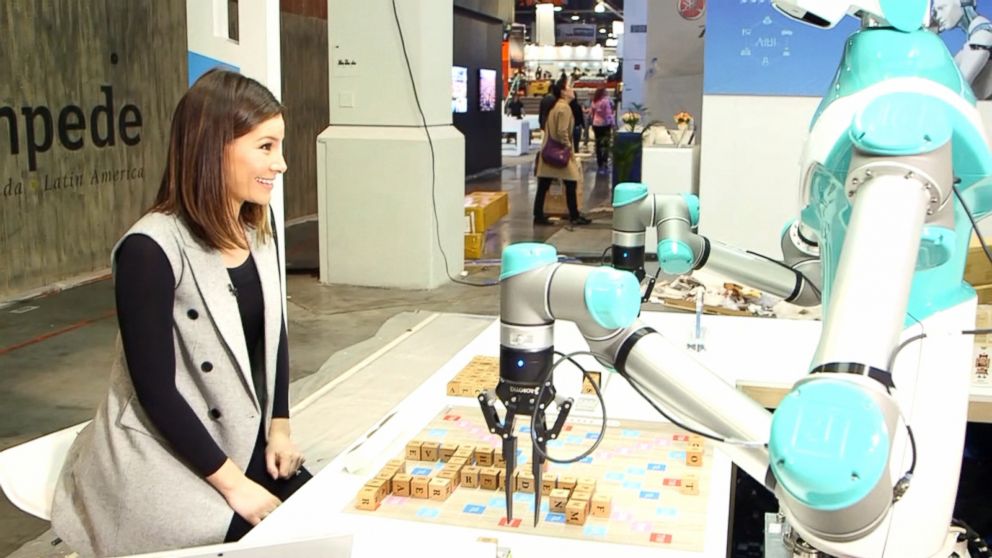 PHOTO: Taiwans Industrial Technology Research Institute revealed on Monday a new companion robot that plays Scrabble with anyone willing to take on the challenge.