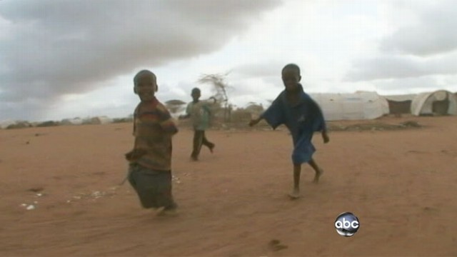 VIDEO: Refugees attempt perilous journey from Somalia to Kenya.