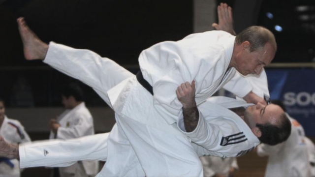 VIDEO: Forget Spinning, heres how Russian President Vladimir Putin stays in shape.