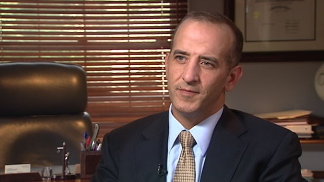 PHOTO: ABCs Bob Woodruff interviews Nader Hasan, cousin of the Fort Hood shooter.