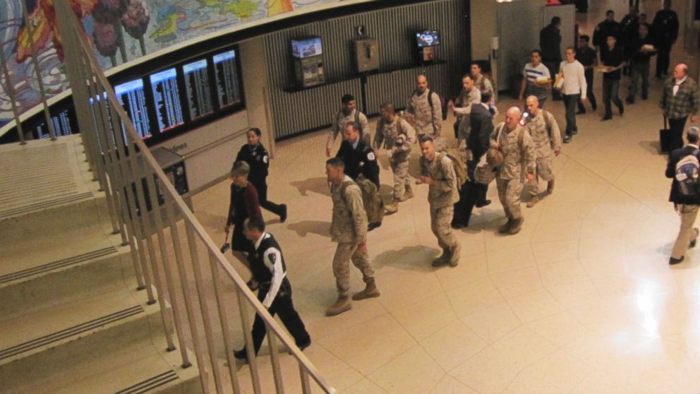 PHOTO: Seven first-class passengers gave up their seats recently so that 14 Marines returning from Afghanistan could sit together.