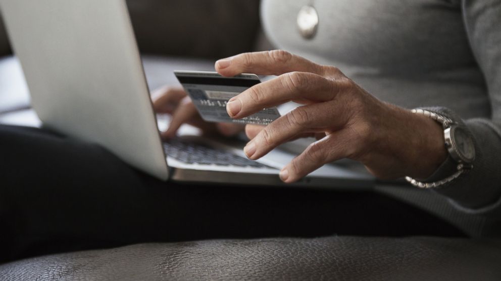 PHOTO: Its helpful to know the going rate when shopping online for deals on flights.