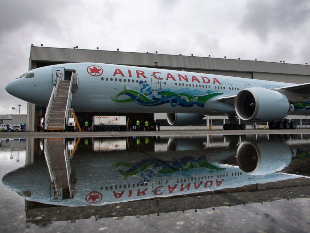 PHOTO: An Air Canada Boeing 777 painted in a 2010 Winter Olympic Games motive is unveiled in Vancouver, July 8, 2009.