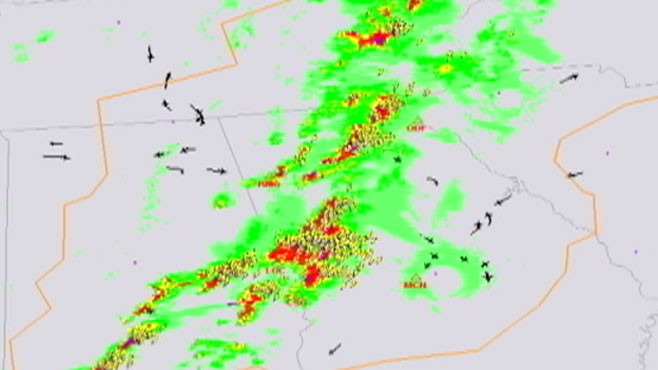 VIDEO: Radar shows planes flying through deadly April storms.