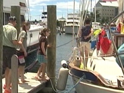 Video: Family sails around the world.