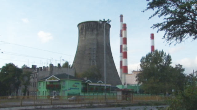 PHOTO: Visitors to the Hotel Alicja will find that it sits in the shadow of a nuclear power plant.
