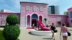 Barbie's Dream House: The Experience