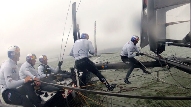 PHOTO: The Oracle Racing Team skippered by James Spithill trains on a AC45 in the San Francisco Bay, Sept. 25, 2012 in San Francisco.