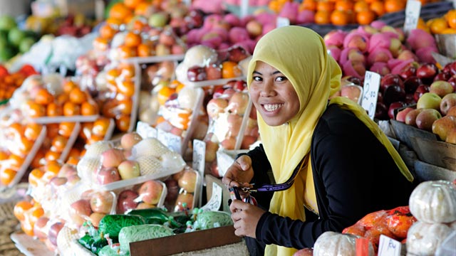 PHOTO: Fruit stall