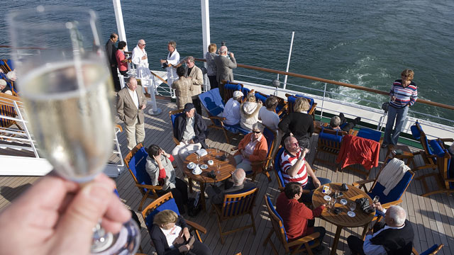 PHOTO: Norwegian Cruise Line is currently testing an all-inclusive drink package on Norwegian Sun, Norwegian Gem and Norwegian Jade.