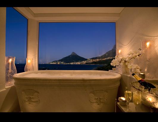 World's Best Hotel Bathroom Views 