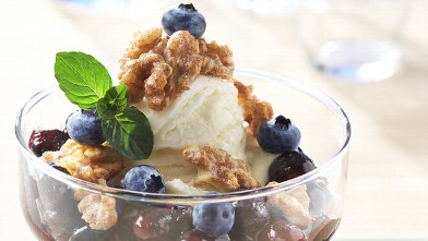 PHOTO: This light and delicious concoction from the U.S. Highbush Blueberry Council is heaped with fresh blueberries on top of blueberry compote and vanilla frozen yogurt.