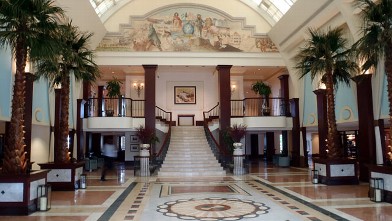 PHOTO: Thunderball (1965) and Never Say Never Again (1983) were both filmed in part at the British Colonial Hilton Nassau.