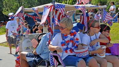 PHOTO: Duck celebrates the Fourth with a fun, kid-friendly parade featuring funky homemade floats and stars-and-stripes costumery.