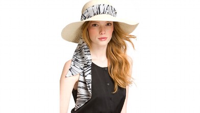 PHOTO: Eugenia Kim Hat