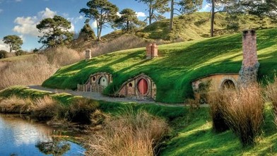 PHOTO: When Peter Jackson decided to film the Lord of the Rings series in New Zealand, viewers became enchanted with the faraway country's dramatic mountainous beauty. With The Hobbit now in theaters, New Zealand's bucolic farms are in the spotlight-parti