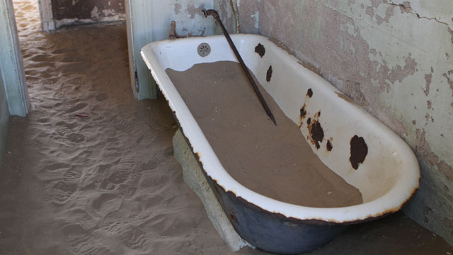 PHOTO: Kolmanskop Ghost Town, Namibia