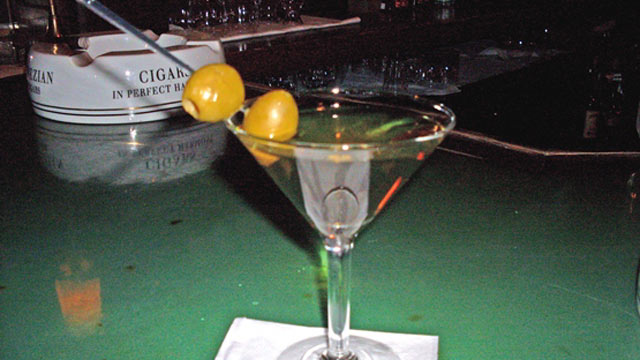 PHOTO: Cigars and Classic Cocktails