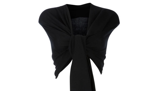 PHOTO: A versatile black pashmina