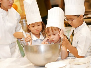 Luxe Travel Trend: Kids Cooking Classes