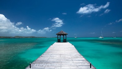 PHOTO: Rosewood Resort dock at daytime.
