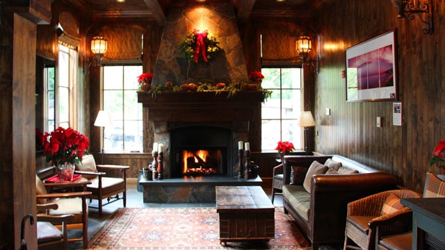 PHOTO: West Shore Cafe & Inn Fireplace