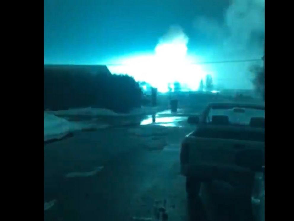 VIDEO: Fire at a substation knocked out power to 8,000 residents in Washington state. Officials still working to restore power to all residents.