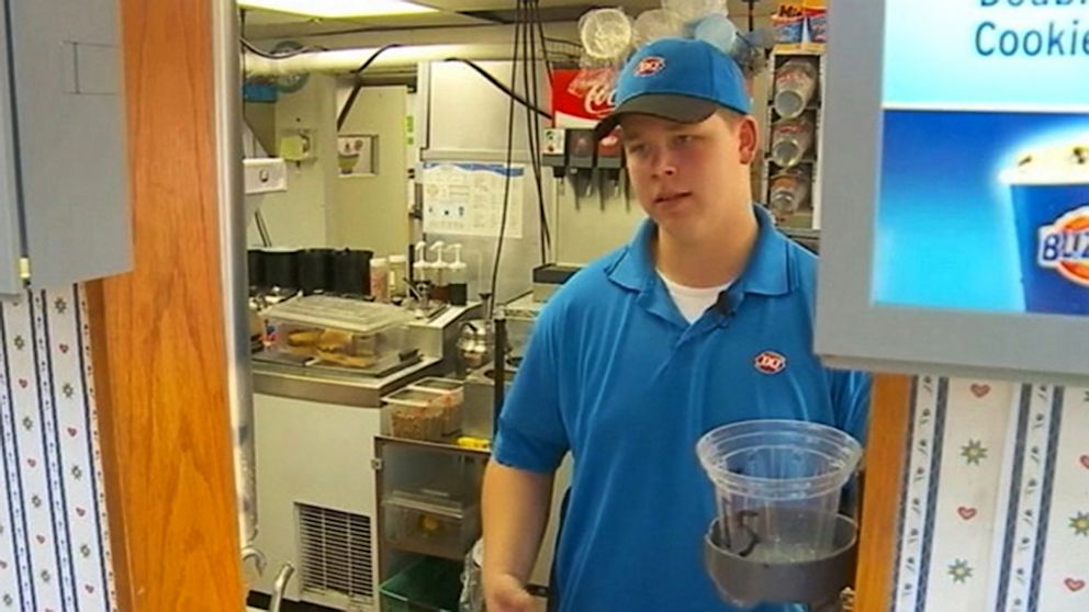 PHOTO: Act Of Kindness At Dairy Queen
