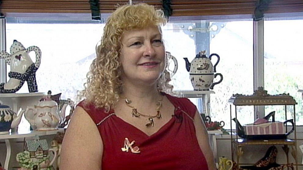 PHOTO: Police found 58-year-old Darlene Flynns lifeless body in the backyard pool of her Menifee, Calif. home.
