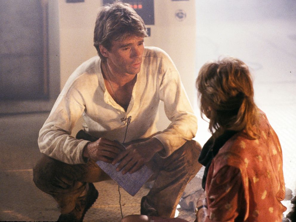 PHOTO: Richard Dean Anderson and Darlanne Fluegel film a scene from the pilot episode of MacGyver, Sept. 29, 1985.