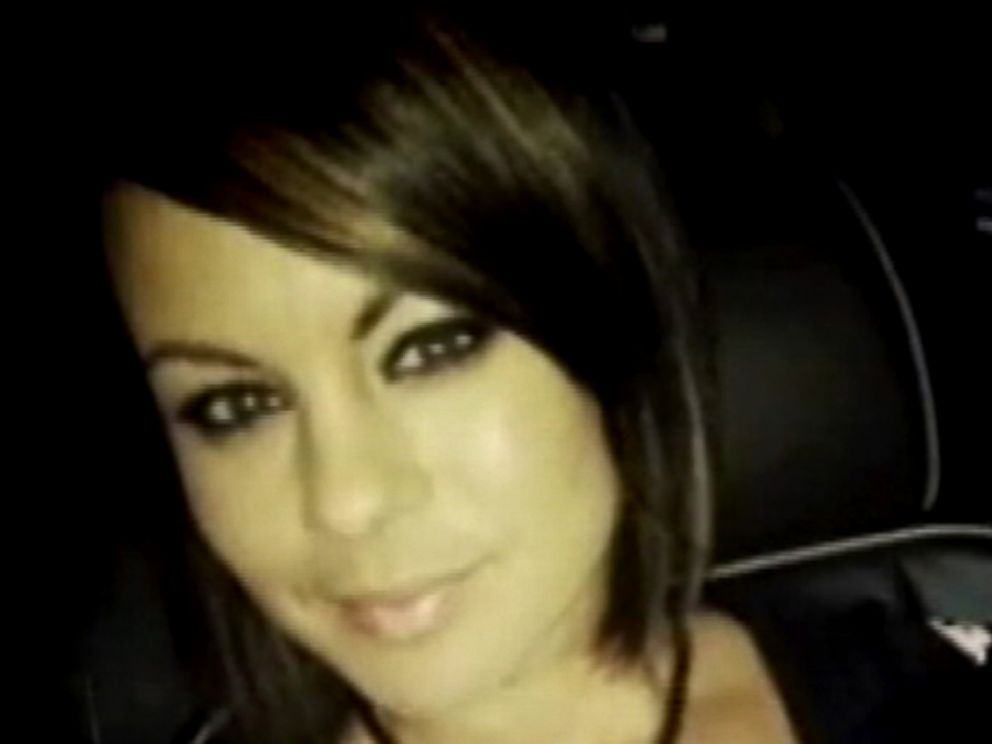 PHOTO: Police Renew search for a missing mother of three named Michelle Parker from Orlando.
<p itemprop=