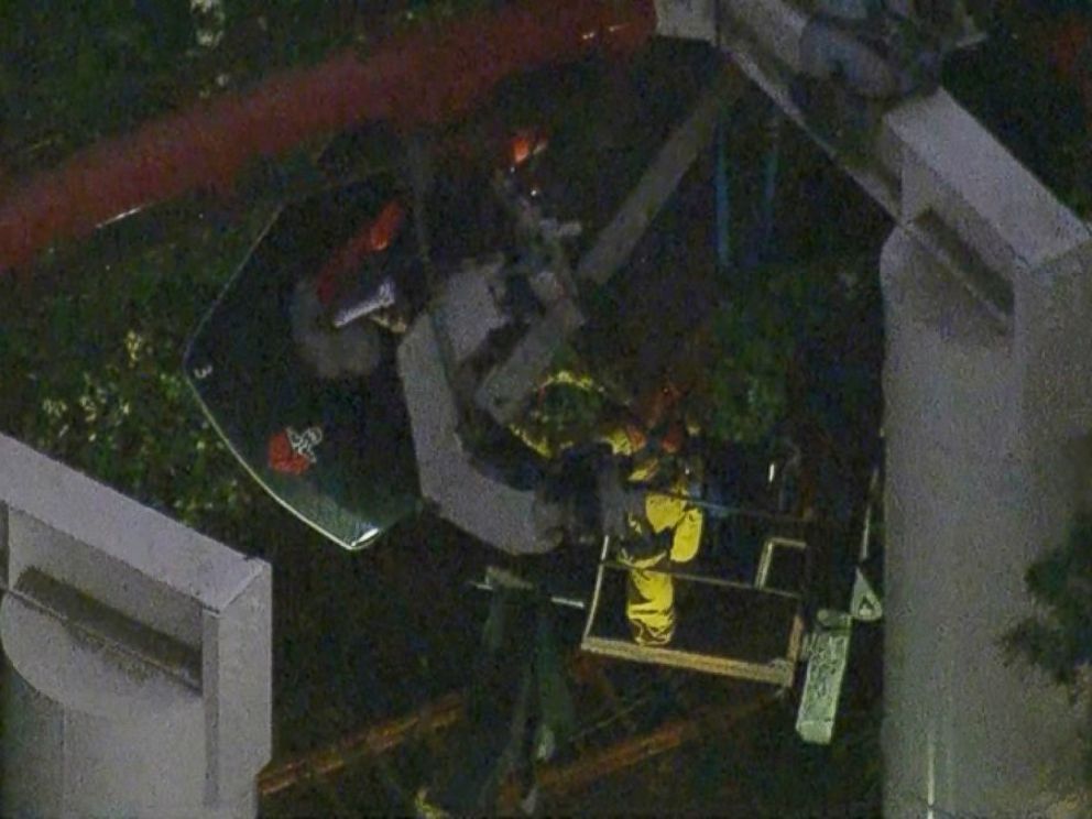 PHOTO: Four people were injured in the incident, and nearly two dozen were left hanging for hours.