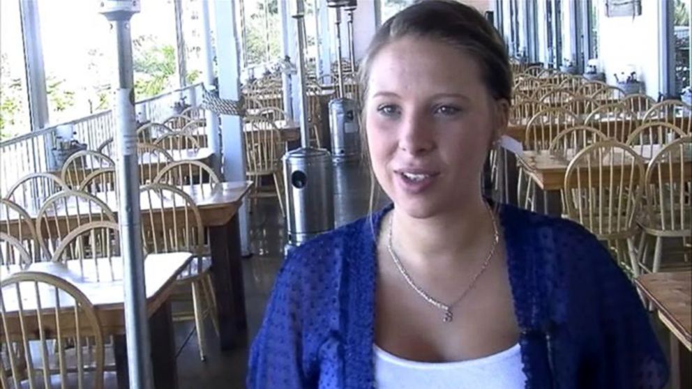 PHOTO: Laishley Crab House waitress Samantha Knight returned a large sum of money to the wrong person.