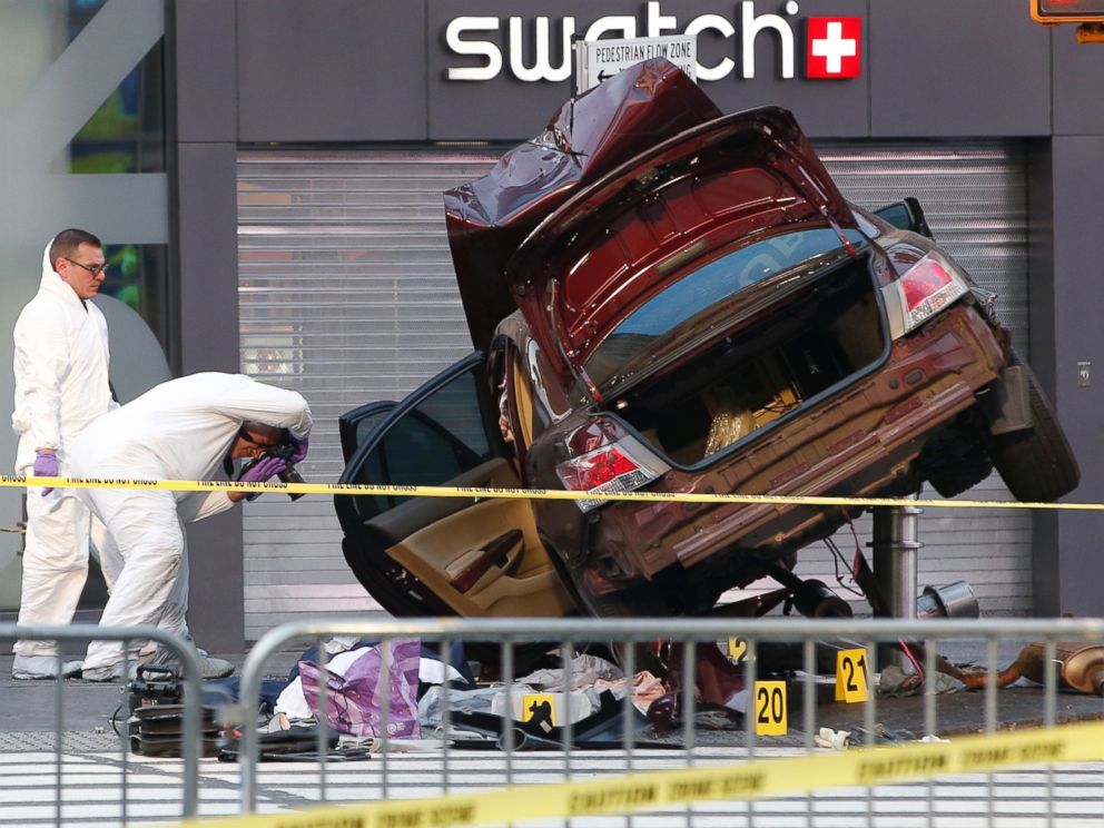 Suspect in deadly Times Square crash faces murder, attempted murder charges