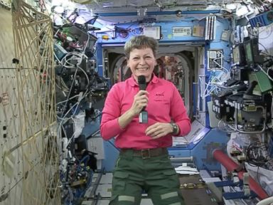 US astronaut Peggy Whitson breaks American spaceflight record