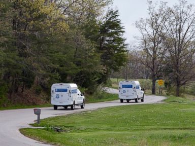 Gunman Sought in Rural Ohio Shootings That Killed 8