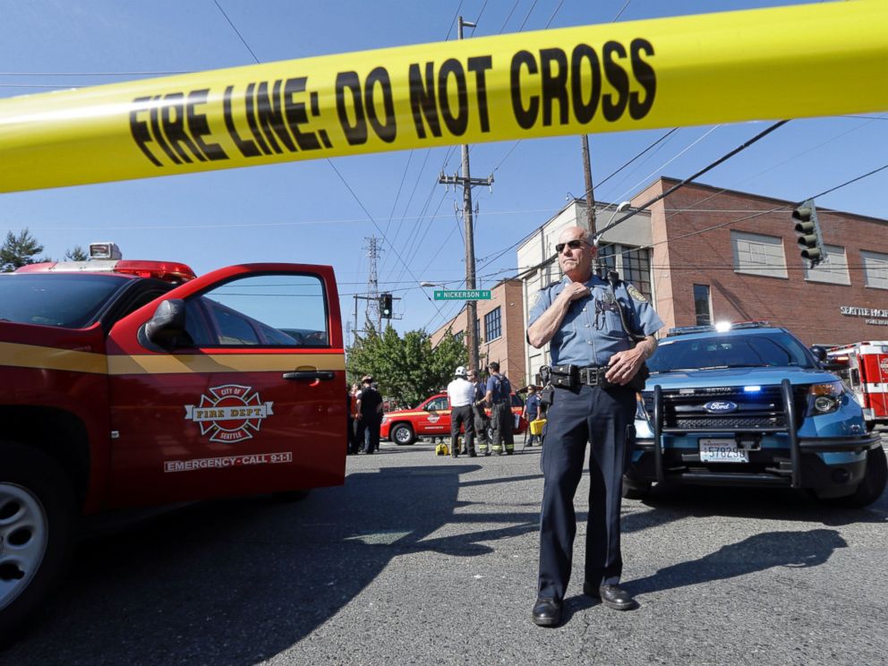 PHOTO: A police officer stands near the scene of a shooting on the campus of Seattle Pacific University, June 5, 2014, in Seattle.