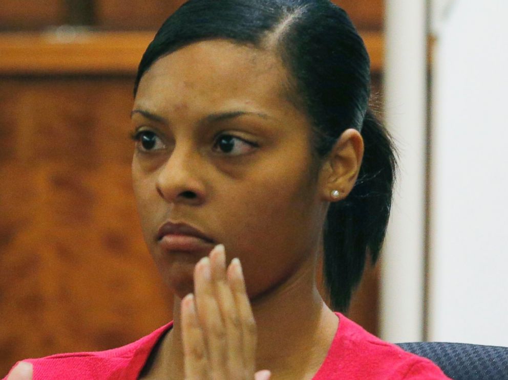 PHOTO: Shaneah Jenkins testifies during the murder trial of former NFL football player Aaron Hernandez at Bristol County Superior Court in Fall River, Mass. on Feb. 4, 2015.