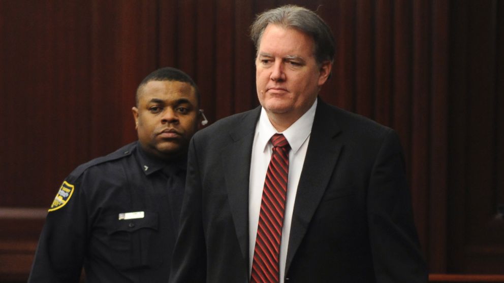 PHOTO: Defendant Michael Dunn is brought into the courtroom just before 5 p.m. Saturday Feb. 15, 2014.
