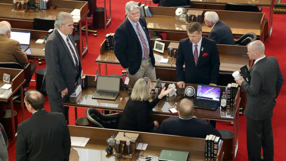 North Carolina s Controversial Anti LGBT Bill Explained ABC News