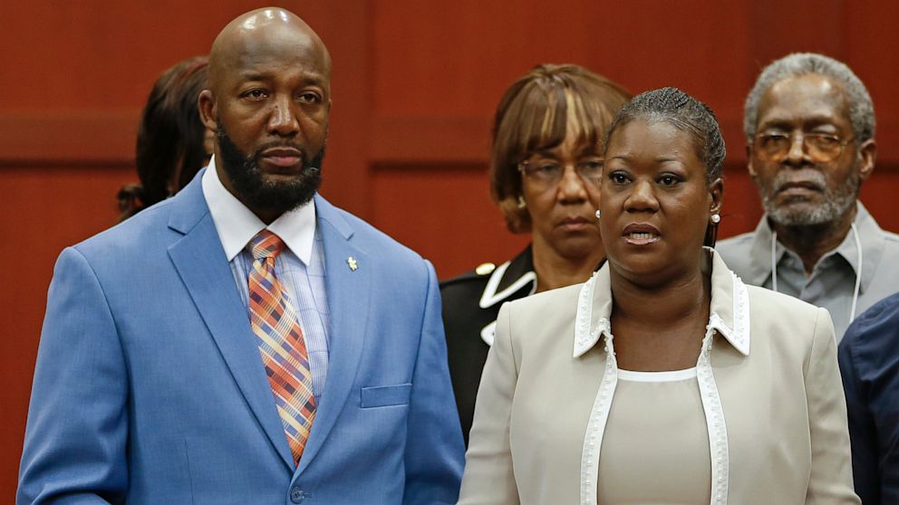 PHOTO: Tracy Martin and Sybrina Fulton, parents of slain teen Trayvon Martin