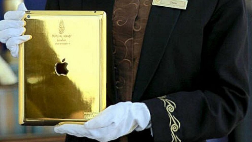 PHOTO: 24-carat gold iPads